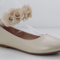 Manoletina con pulsera y adorno flores - Thumbnail Image 3