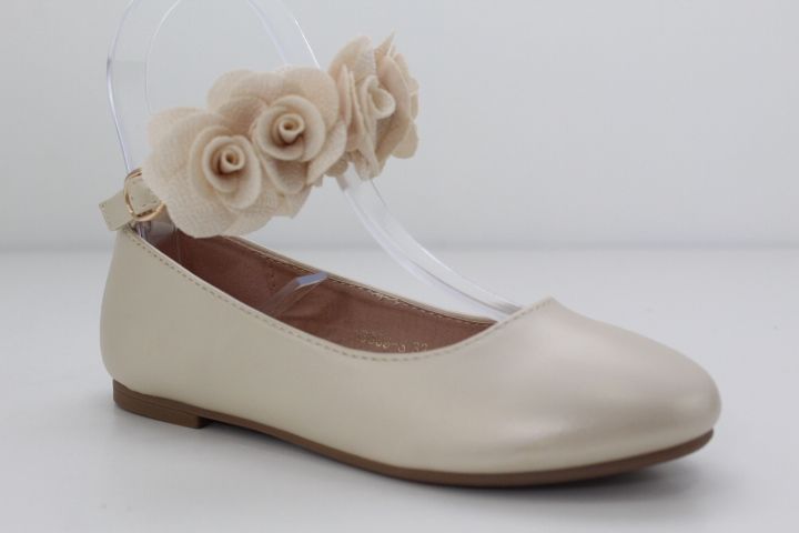 Manoletina con pulsera y adorno flores - Imagen 3