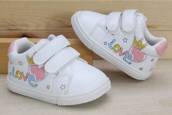 DEPORTIVA PRIMEROS PASOS EN SUAVE POLIPIEL REF1203