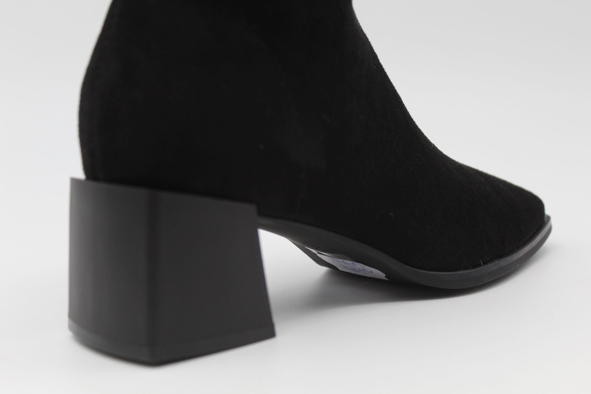 Botin estilo calcetin en suave antelina con tacón de 5.5cm,ref9569 - Imagen 4