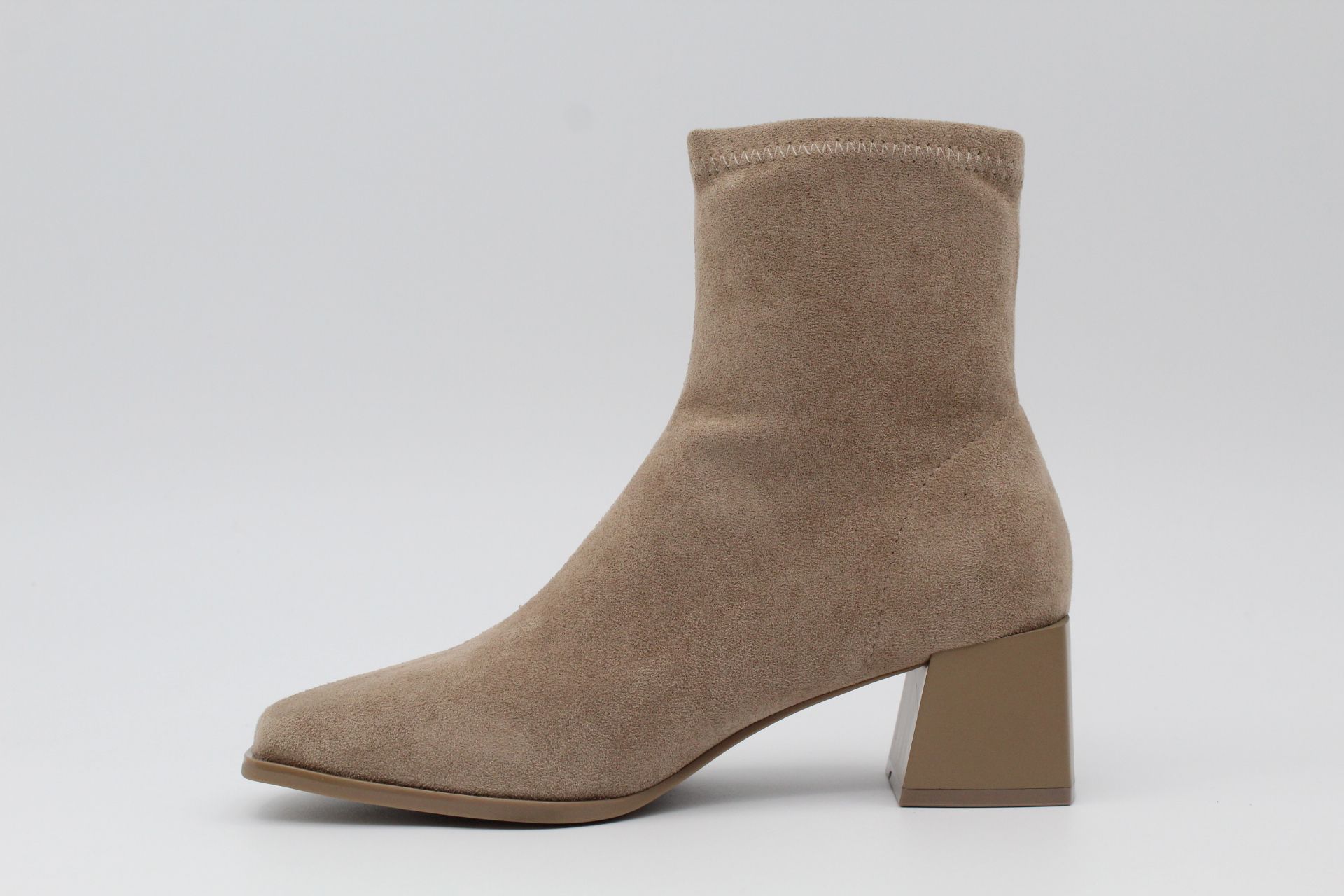 Botin estilo calcetin en suave antelina con tacón de 5.5cm,ref9569 - Imagen 9