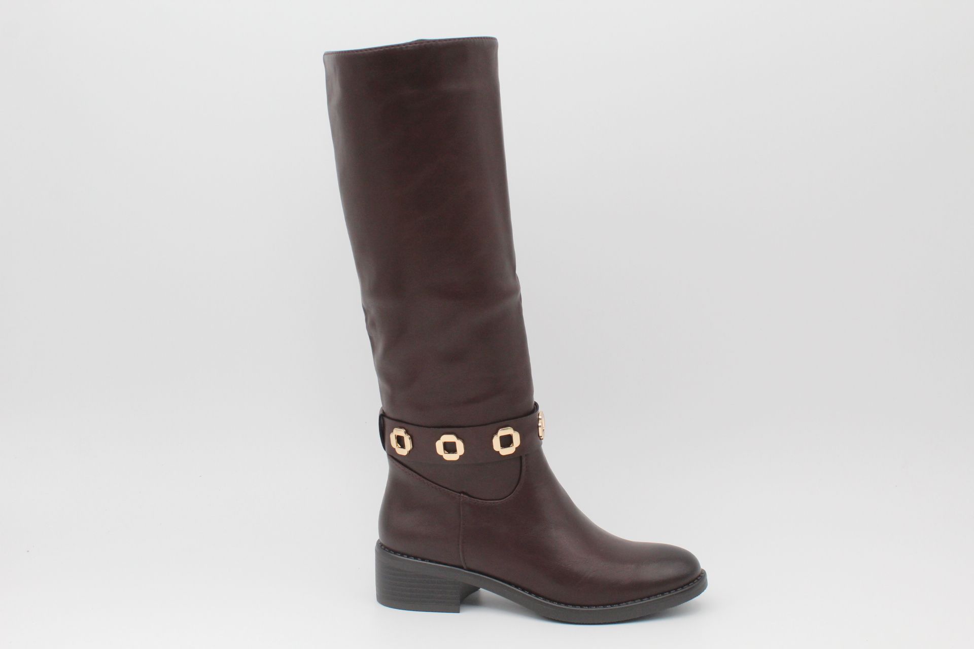 Bota plana en suave poli piel con adorno metalizados, ref68339 - Imagen 2