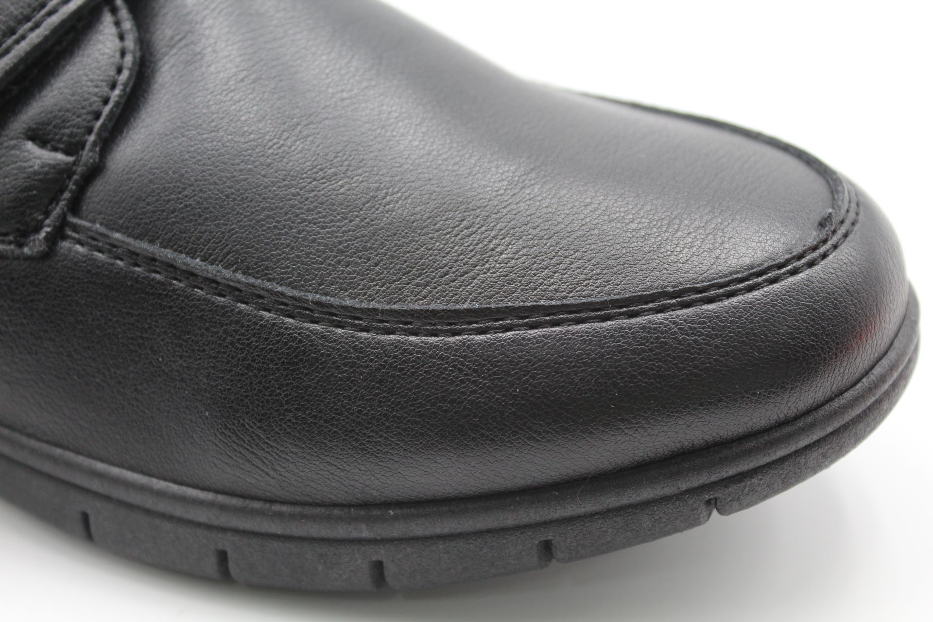 Zapato en suave poli piel muy cómodo y cierre velcro,ref003 - Imagen 3
