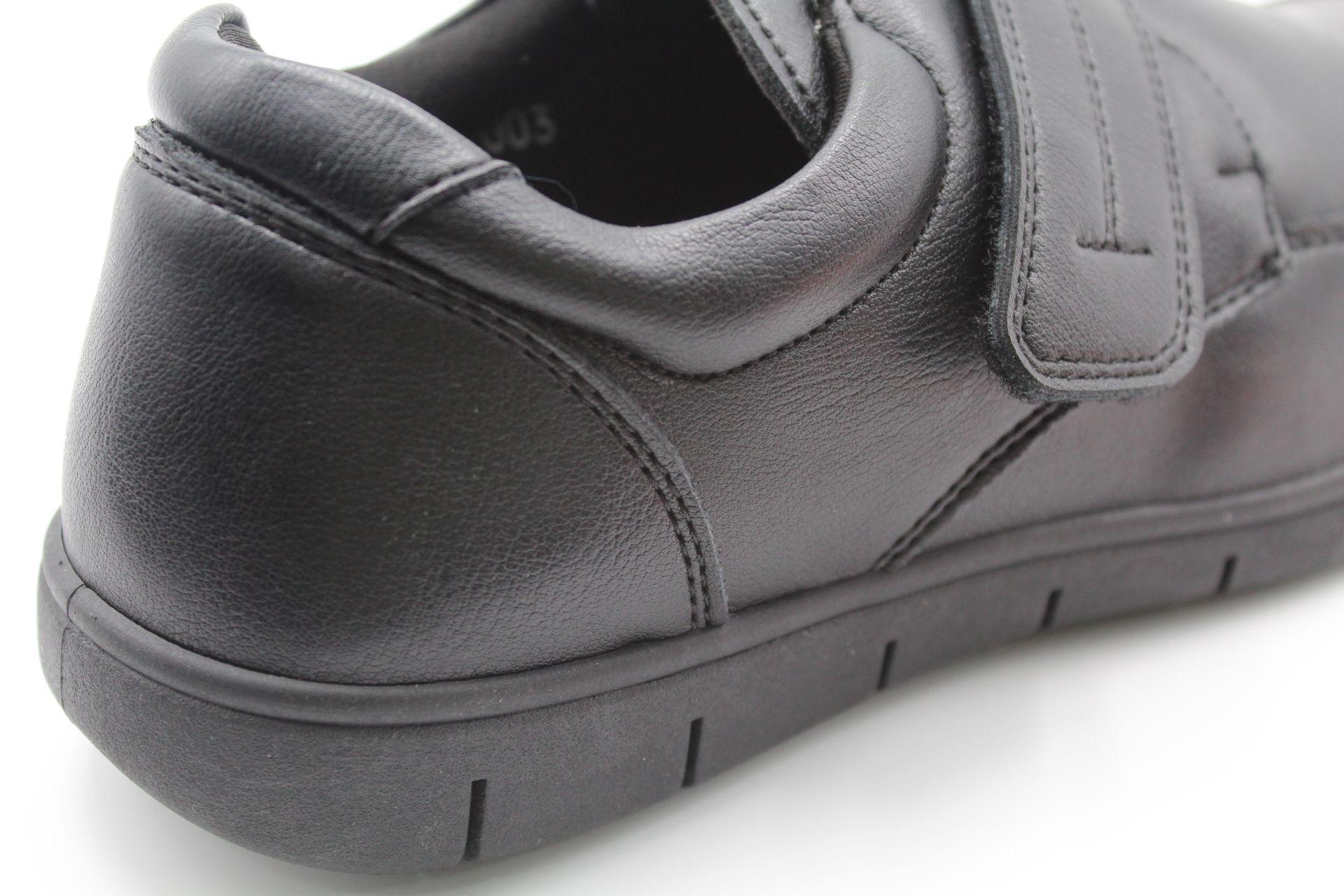 Zapato en suave poli piel muy cómodo y cierre velcro,ref003 - Imagen 5