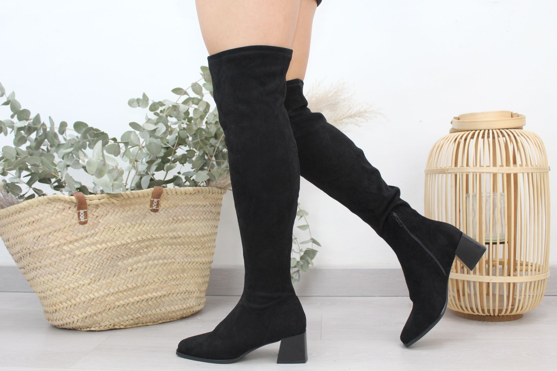 Bota de caña alta en suave antelina con tacón de 5cm,ref0268 - Imagen 1