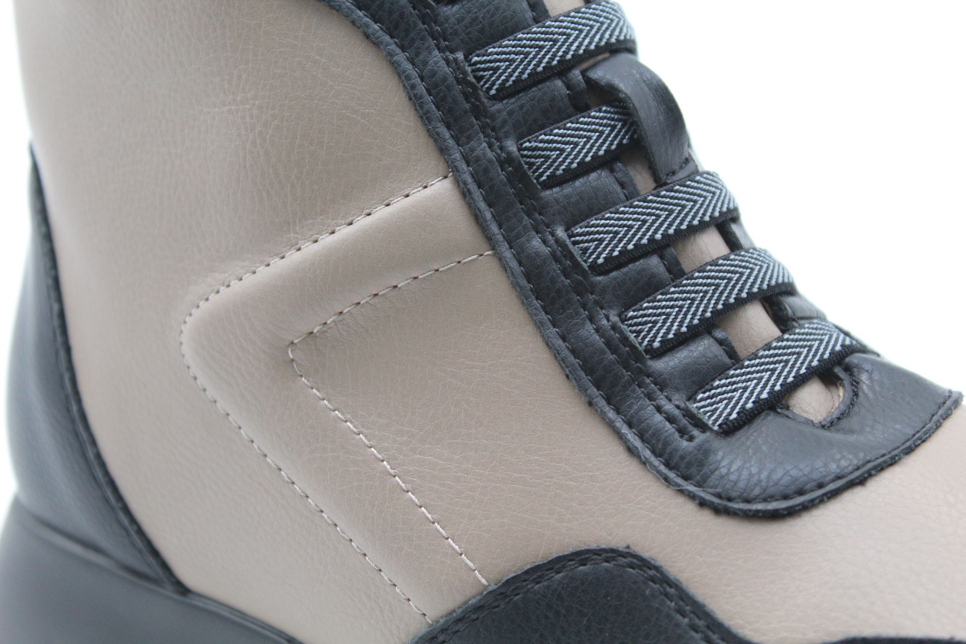 Botin casual en suave poli piel con cordón elastico,ref36601 - Imagen 3