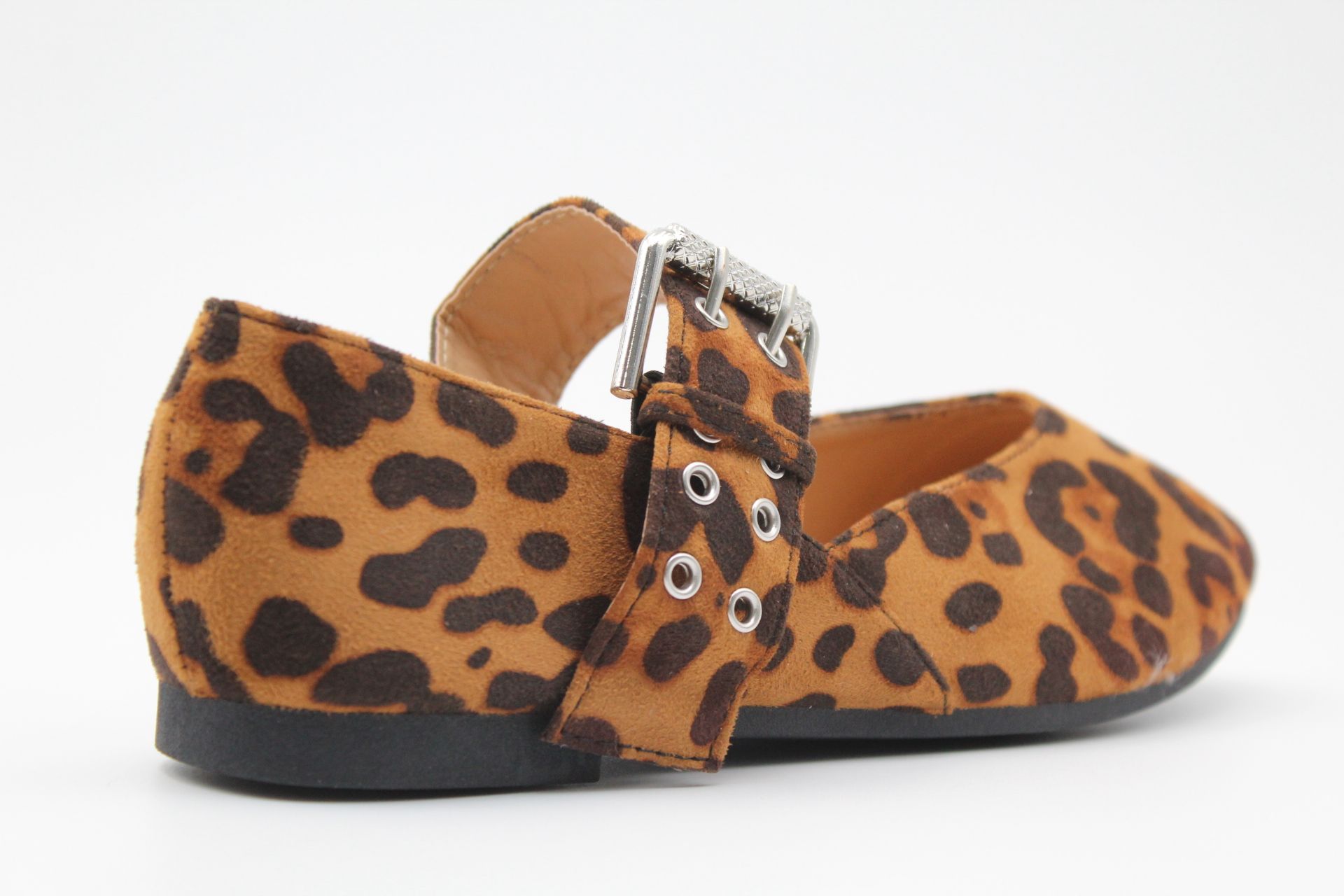 Merceditas en suave antelina disponible en 3 colores - Imagen 3