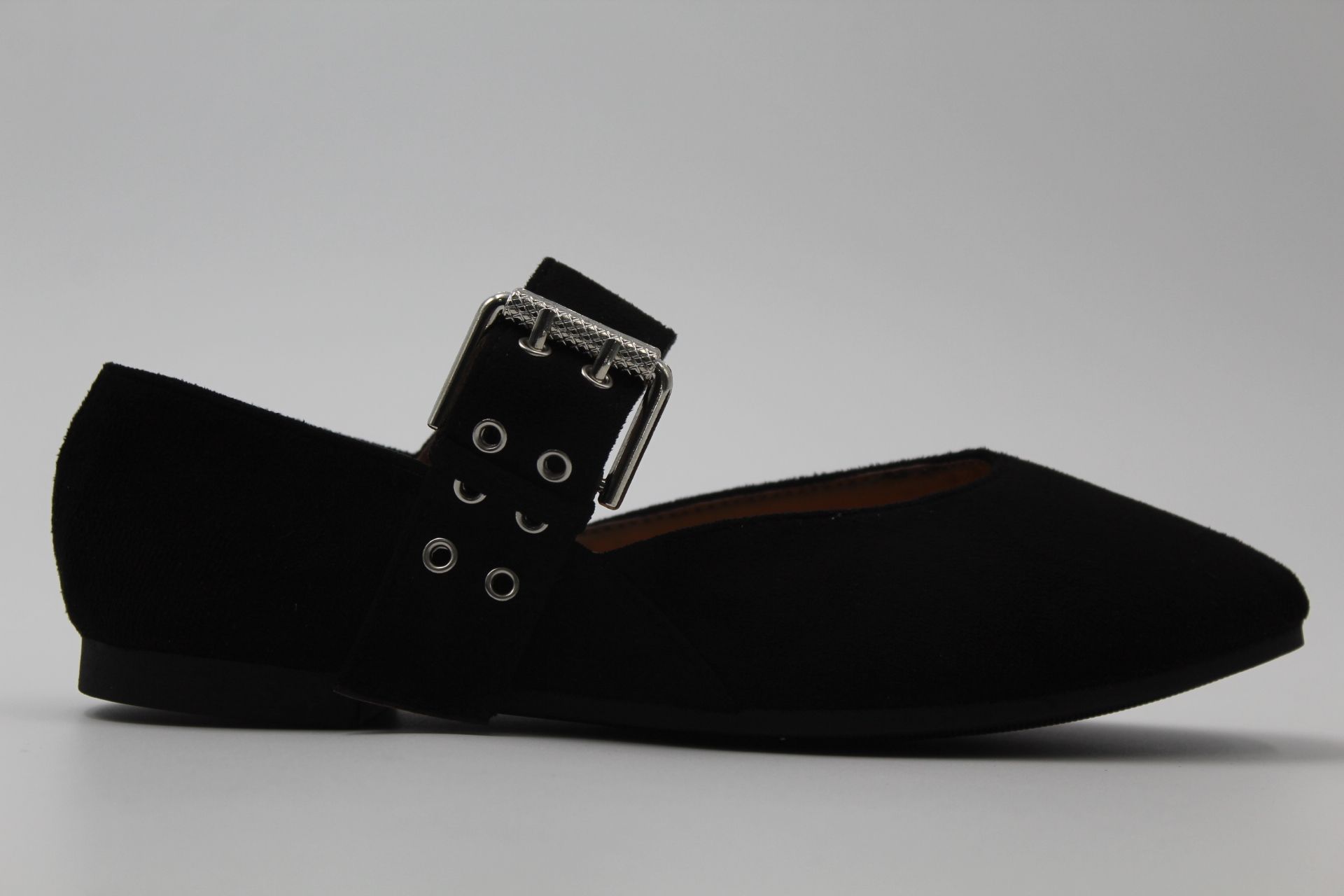 Merceditas en suave antelina disponible en 3 colores - Imagen 5