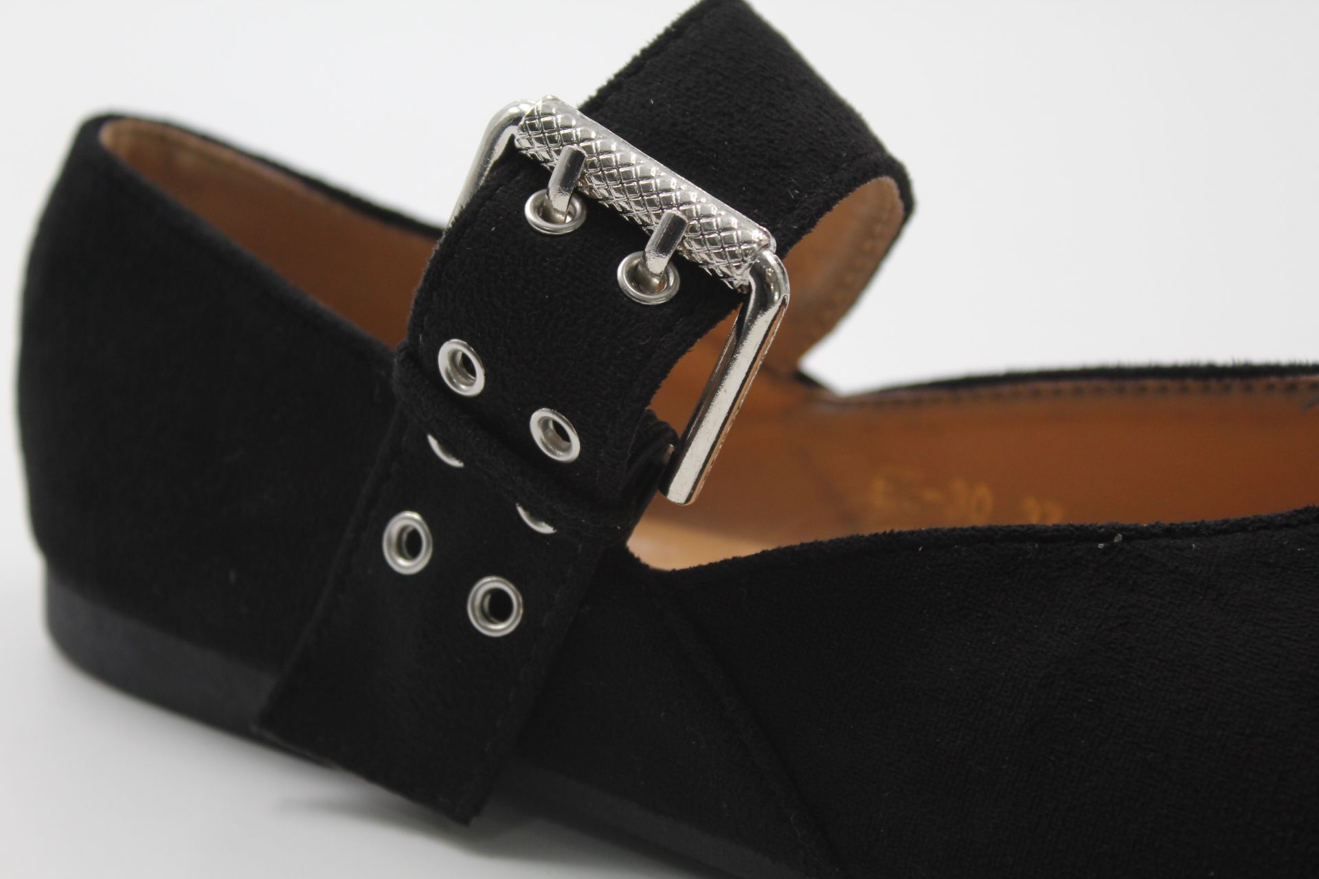 Merceditas en suave antelina disponible en 3 colores - Imagen 6