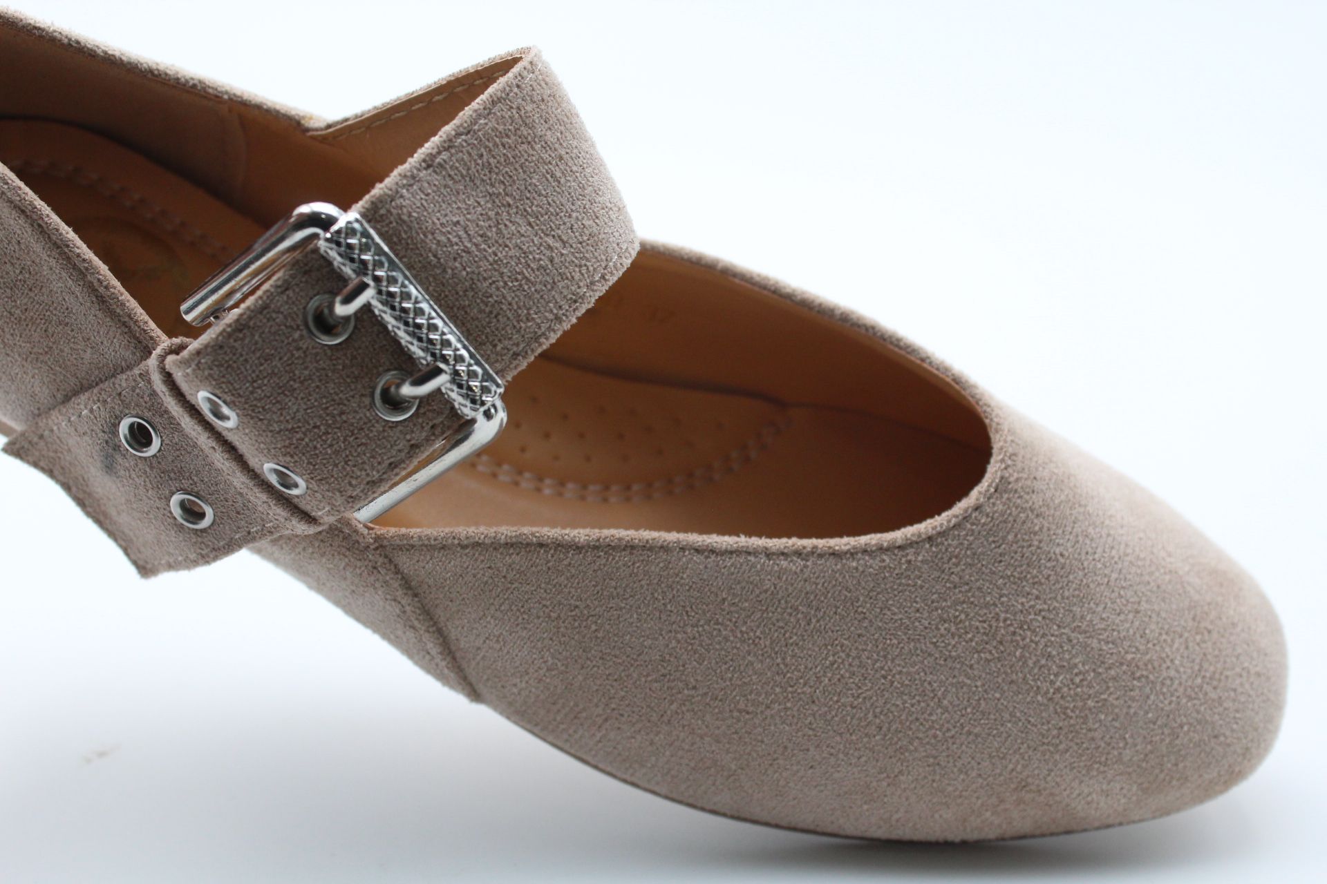 Merceditas en suave antelina disponible en 3 colores - Imagen 8
