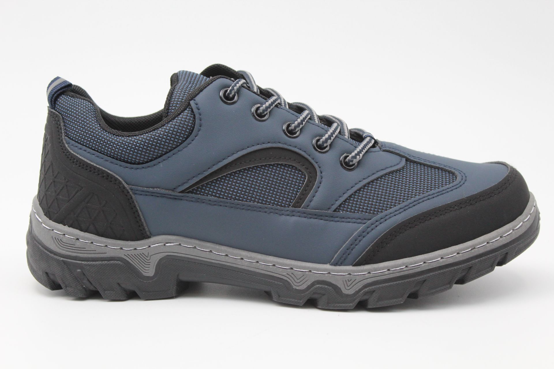Zapatilla estilo trekking para hombre - Imagen 5