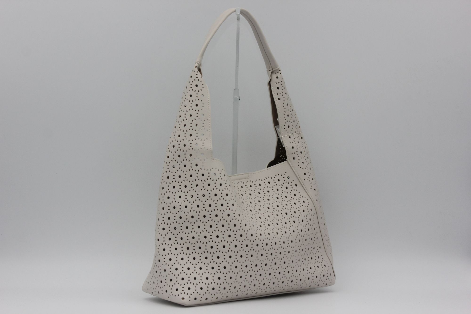 Bolso en suave poli piel picadita con neceser interior y cierre clip,ref68075 - Imagen 6