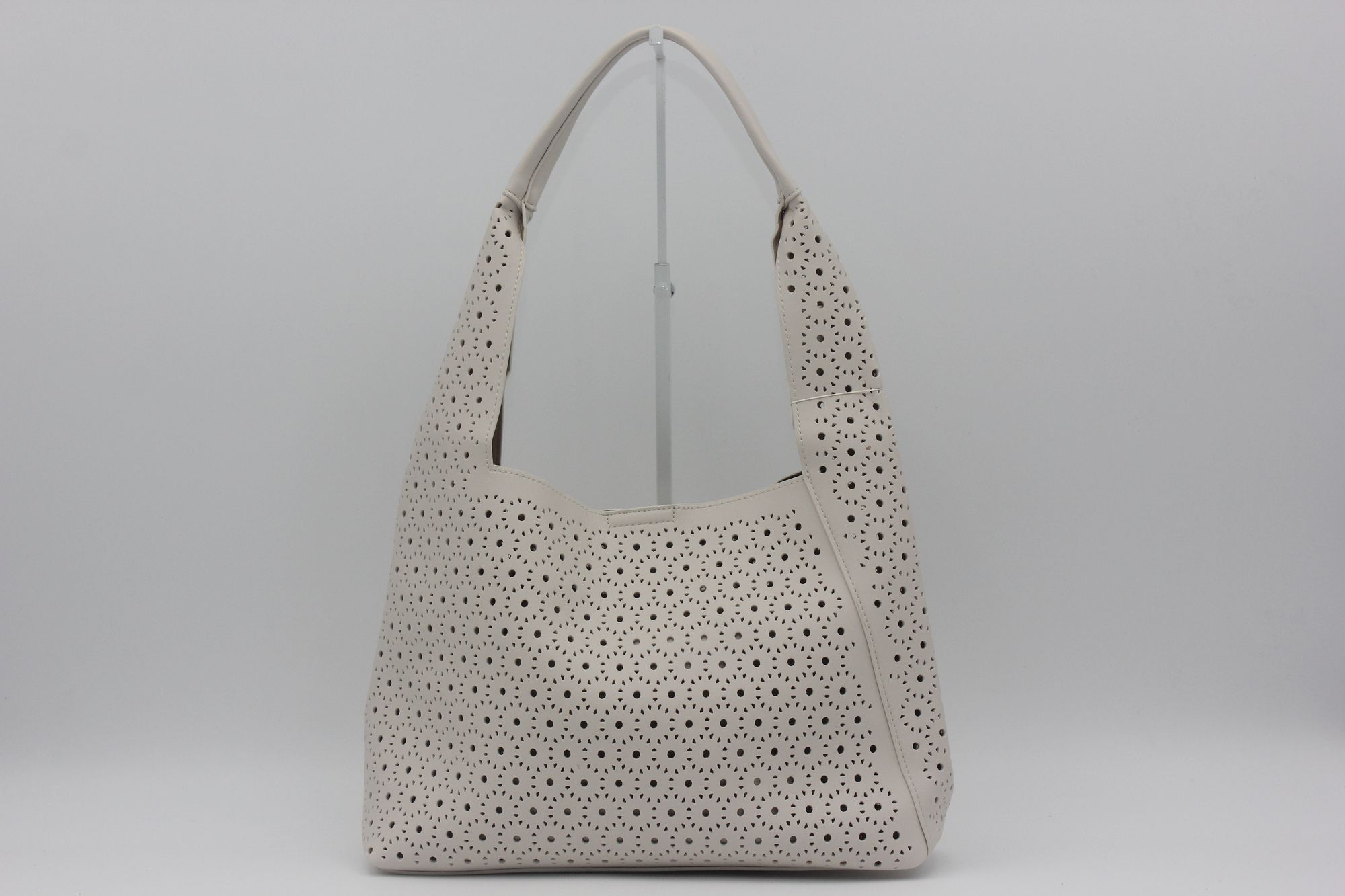 Bolso en suave poli piel picadita con neceser interior y cierre clip,ref68075 - Imagen 7