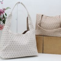 Bolso en suave poli piel picadita con neceser interior y cierre clip,ref68075 - Thumbnail Image 1
