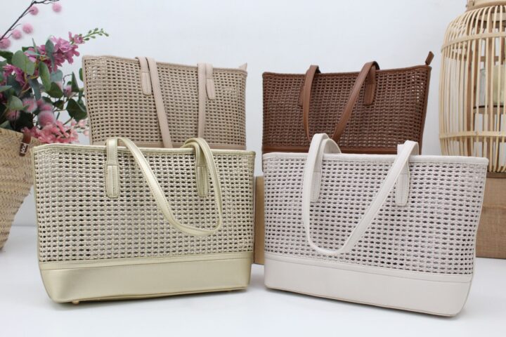 Bolso trenzado en suave poli piel,ref73797