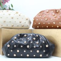 Bandolera en suave poli piel con tachas y asa de cadena,ref28954 - Thumbnail Image 1