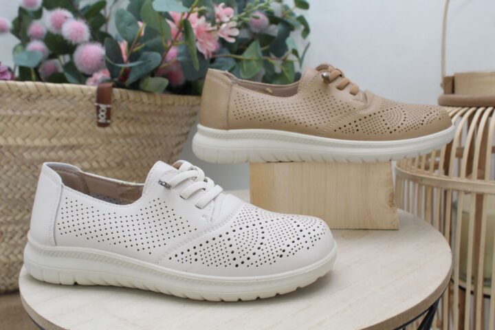 Zapato cómodo en suave poli piel con cordón elastico,ref6015