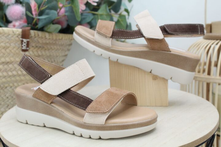 Sandalia en suave poli piel muy cómoda y ligera,ref3159
