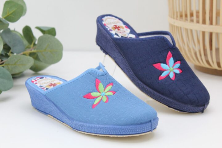 Zapatilla casa Alcalde con cuña de 4cm,ref8321