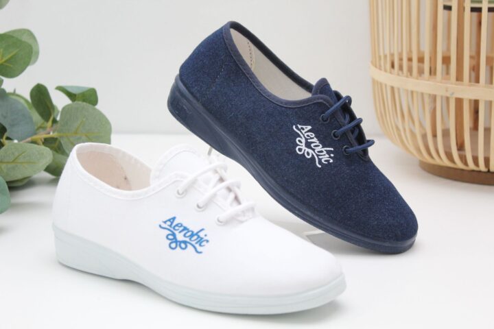 Zapatilla basica de lona con cordón,cuña de cuacho de 2.7cm,ref 200