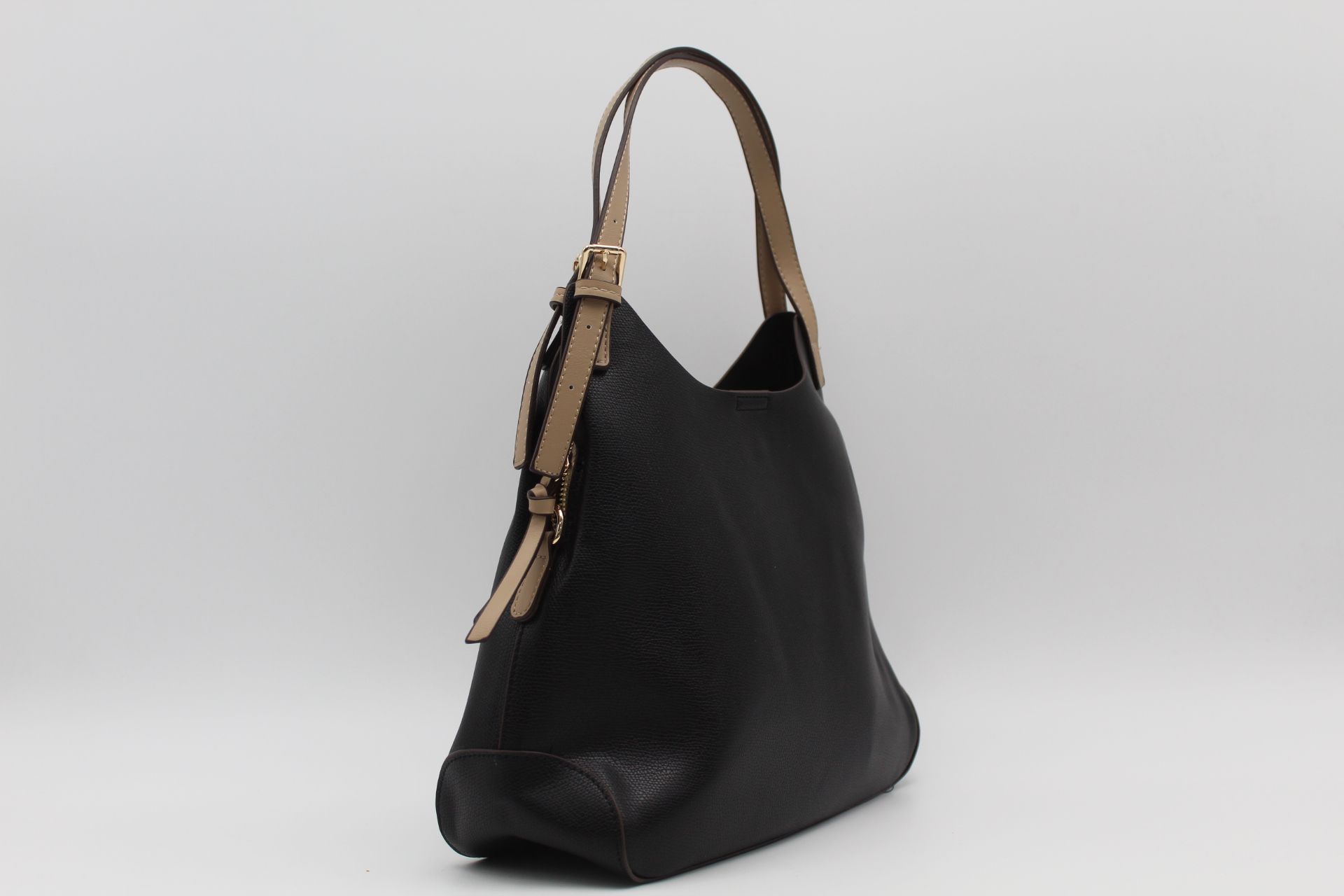 Bolso en suave poli piel con triple cierre,ref68023 - Imagen 18