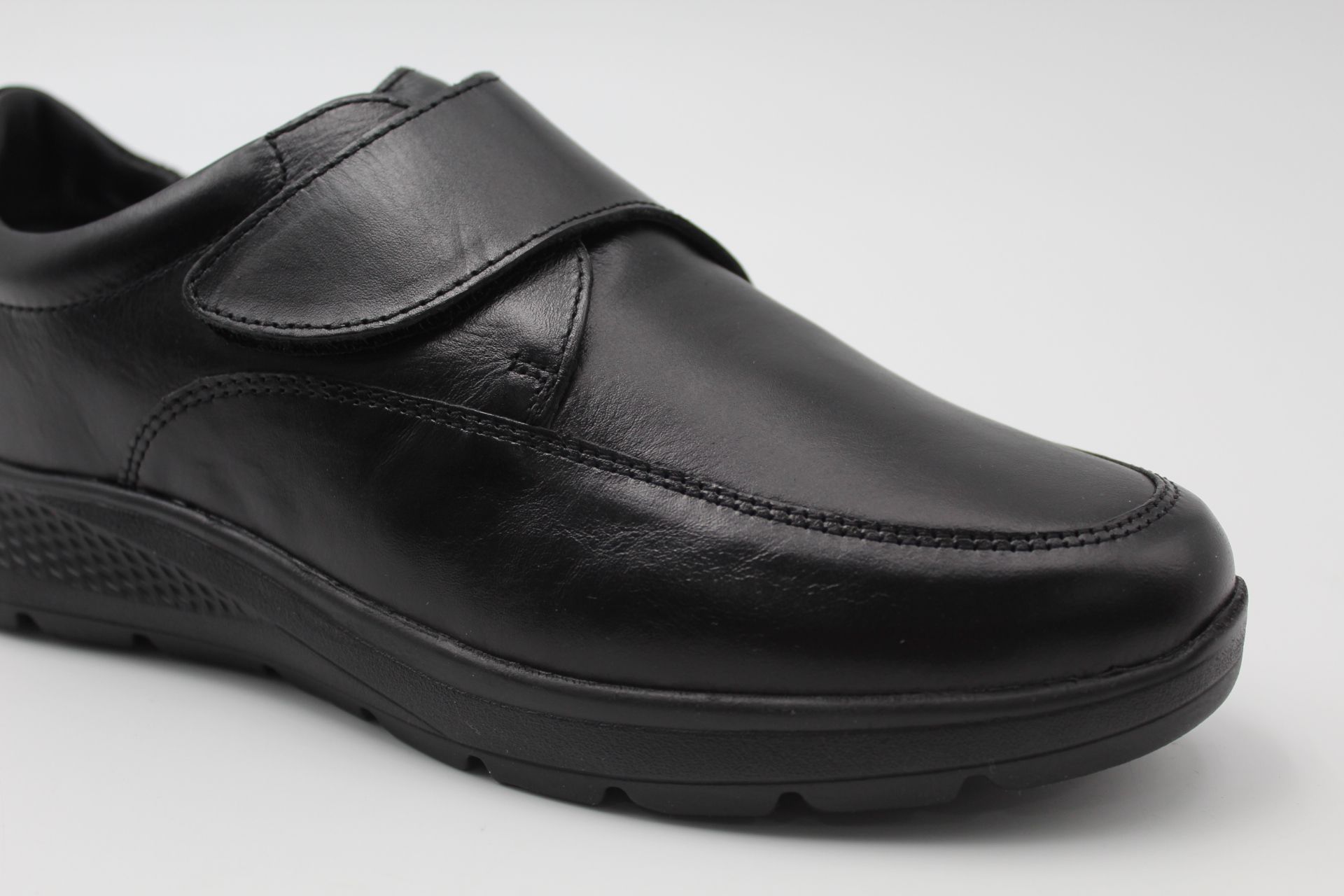 Zapato velcro Baerchi,todo en piel y piso pluma,ref1022 - Imagen 3