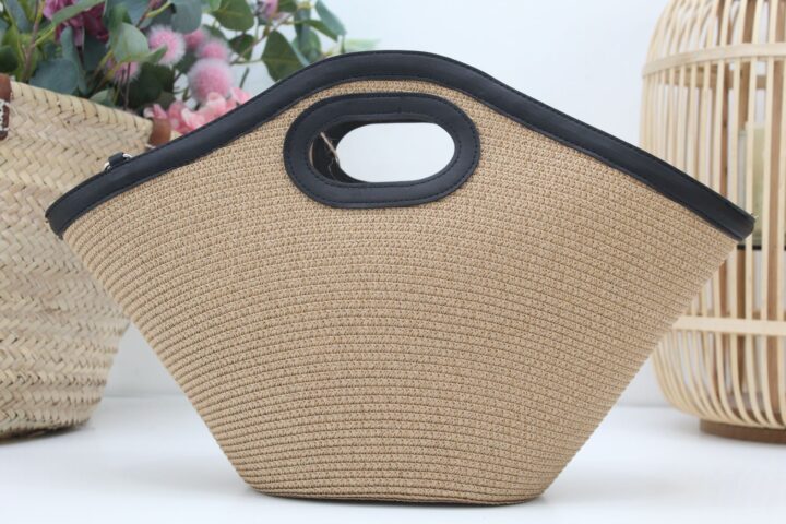 Cesta rafia con detalles en poli piel,ref0024