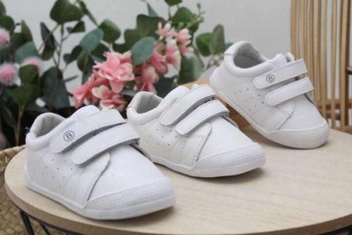 Deportiva Bare Foot toda en piel,ref844