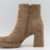 AN TAUPE